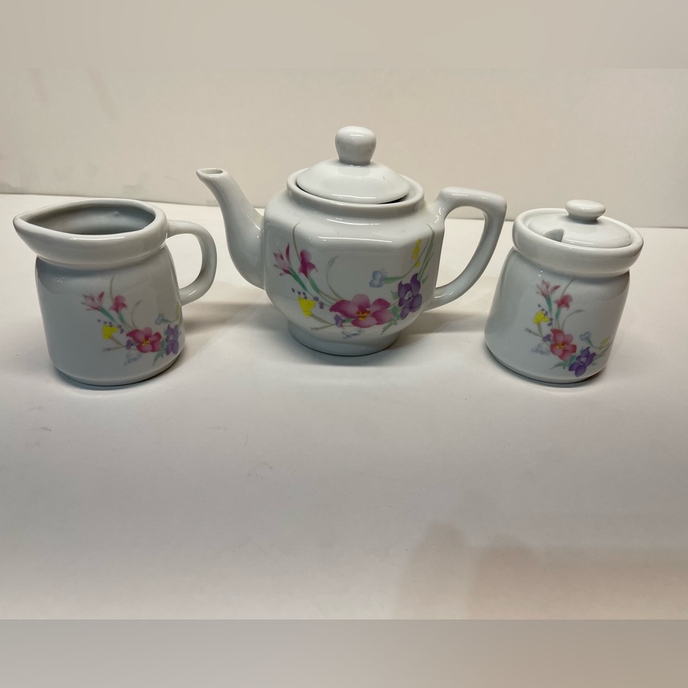 Vtg. Individual Single Serving Teapot, Cream, Sugar Set white with Floors